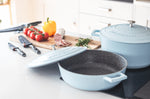 Sauteuse ronde MasterClass compatible induction en fonte d'aluminium 4L - Bleu