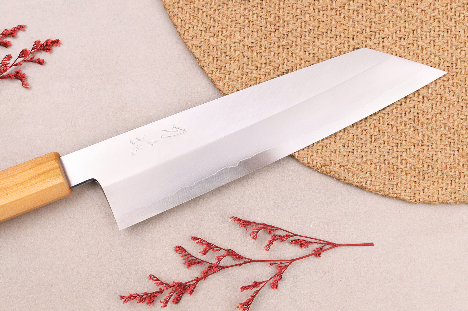 Couteau de chef 21cm japonais artisanal Hado Ginsan Cherry