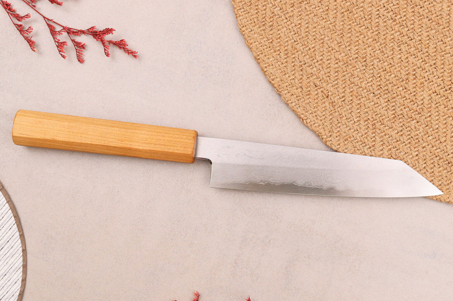 Couteau universel 15cm japonais artisanal Hado Ginsan Cherry damassé