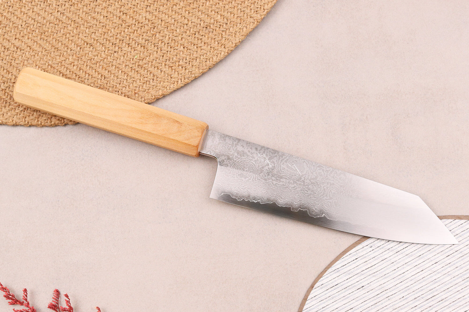 Couteau kiritsuke 18cm japonais artisanal Hado Ginsan Cherry damassé