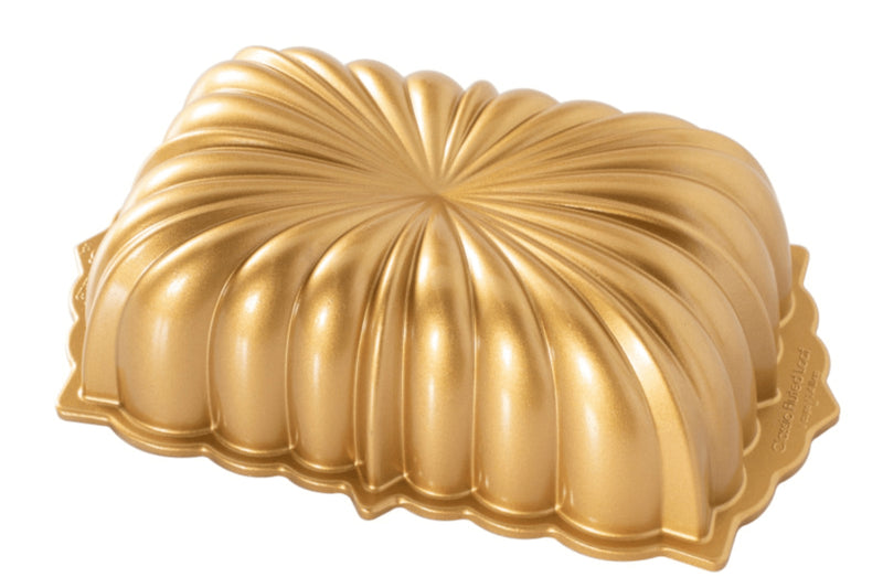 Moule à cake Nordic Ware plissé gold en fonte d'aluminium