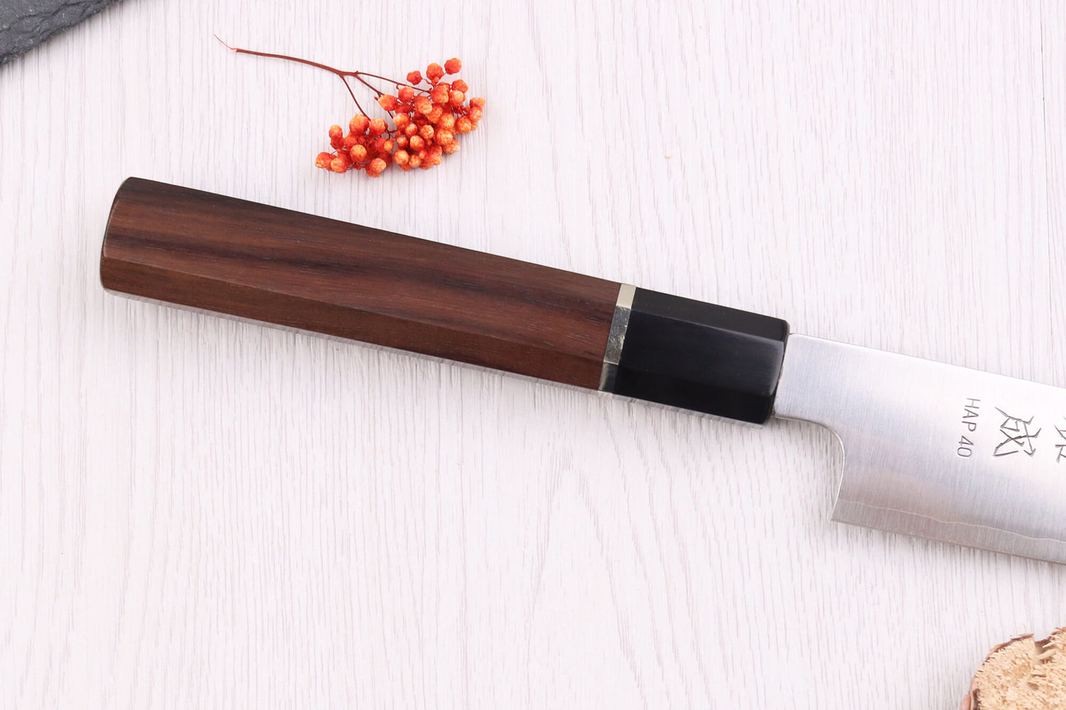 Couteau sujihiki kiritsuke 27cm japonais artisanal Sukenari HAP40 San Maï manche en bois de rose