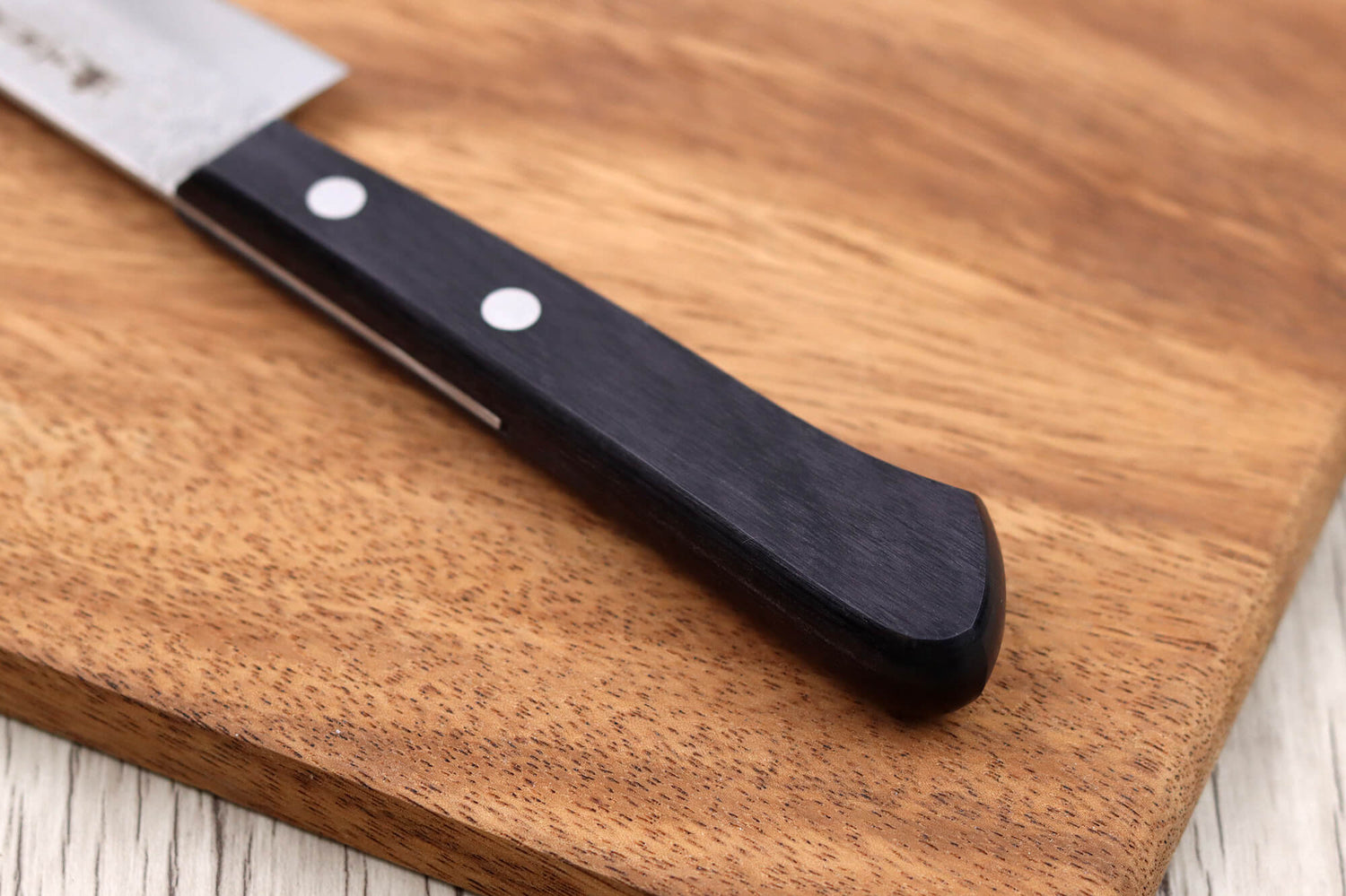 Coffret 2 couteaux japonais Satake Cutlery Nashiji santoku + office
