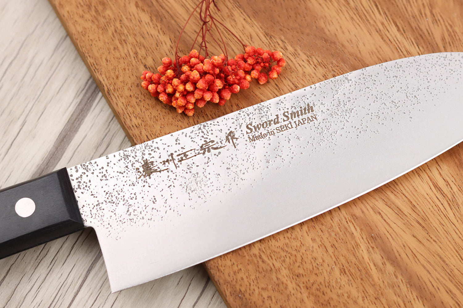 Coffret 3 couteaux japonais Satake Cutlery Nashiji santoku + nakiri + office