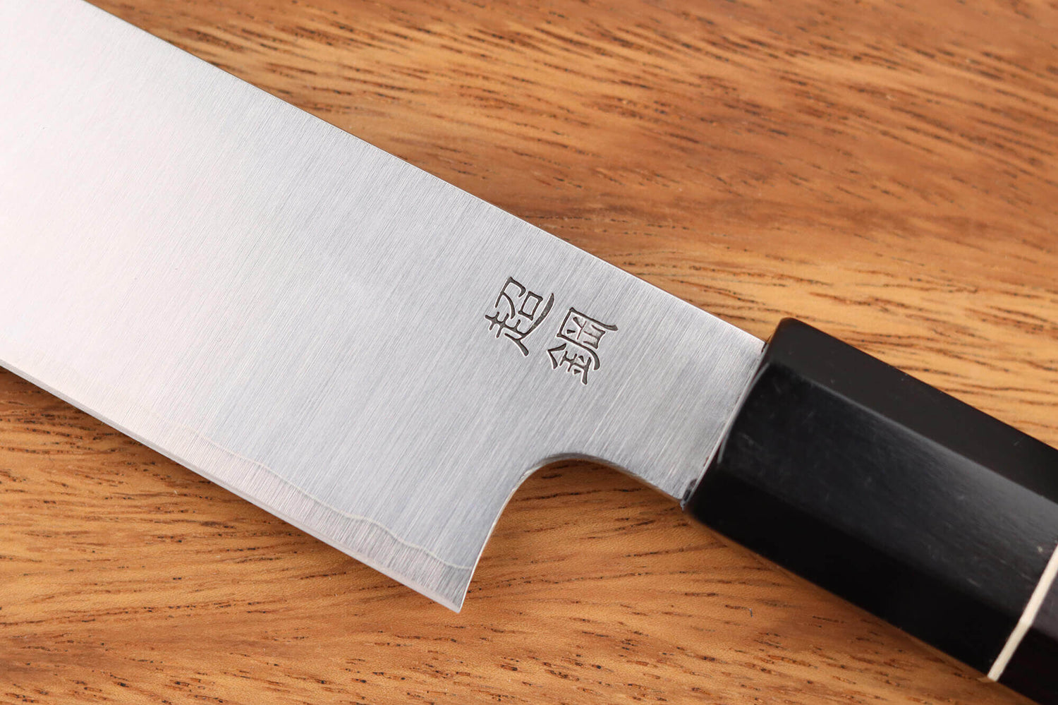 Couteau sujihiki 27cm japonais artisanal Sukenari ZDP-189 San Maï manche en ébène