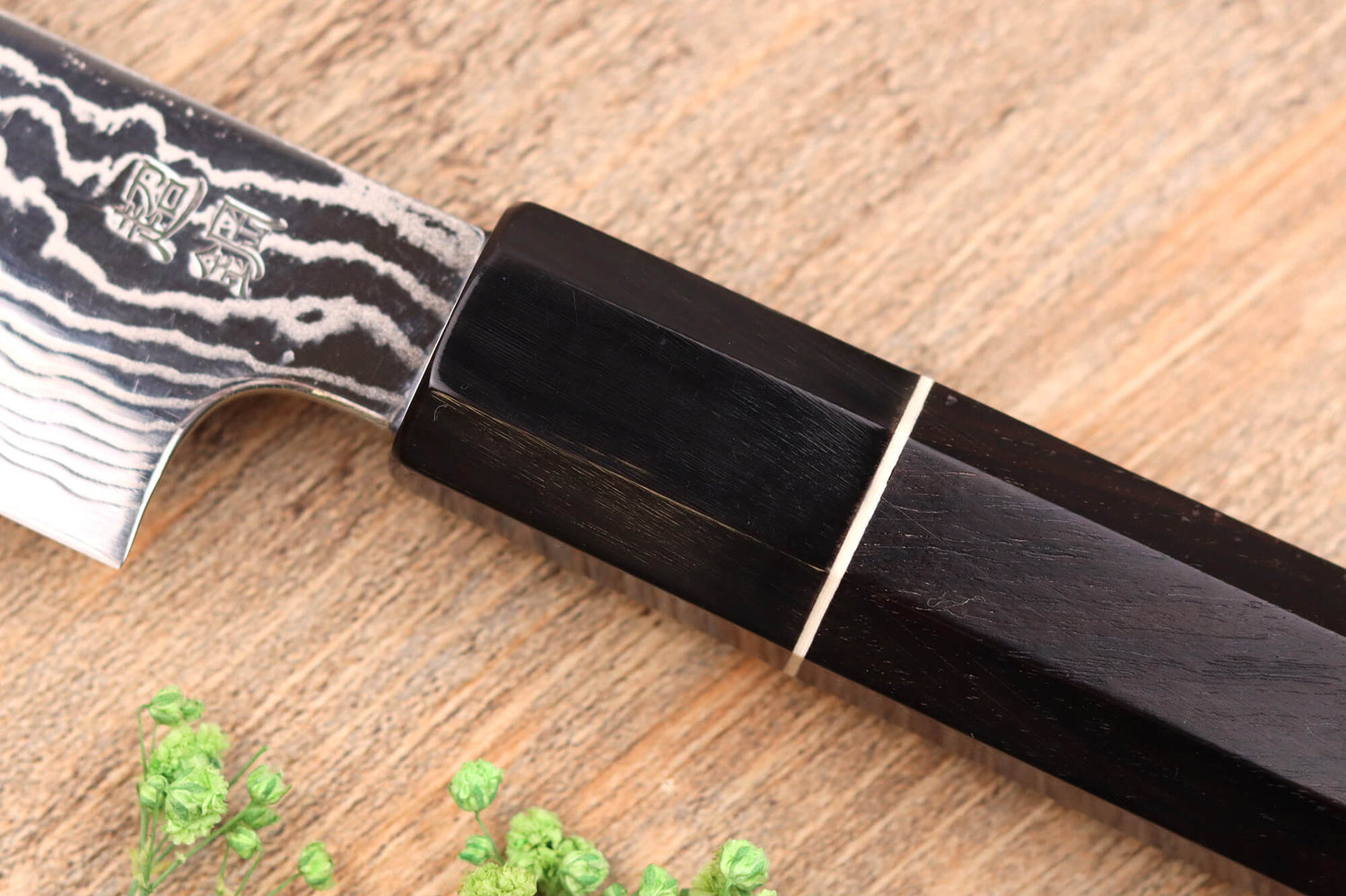 Couteau sujihiki kiritsuke 24cm japonais artisanal Sukenari ZDP-189 damas manche en ébène
