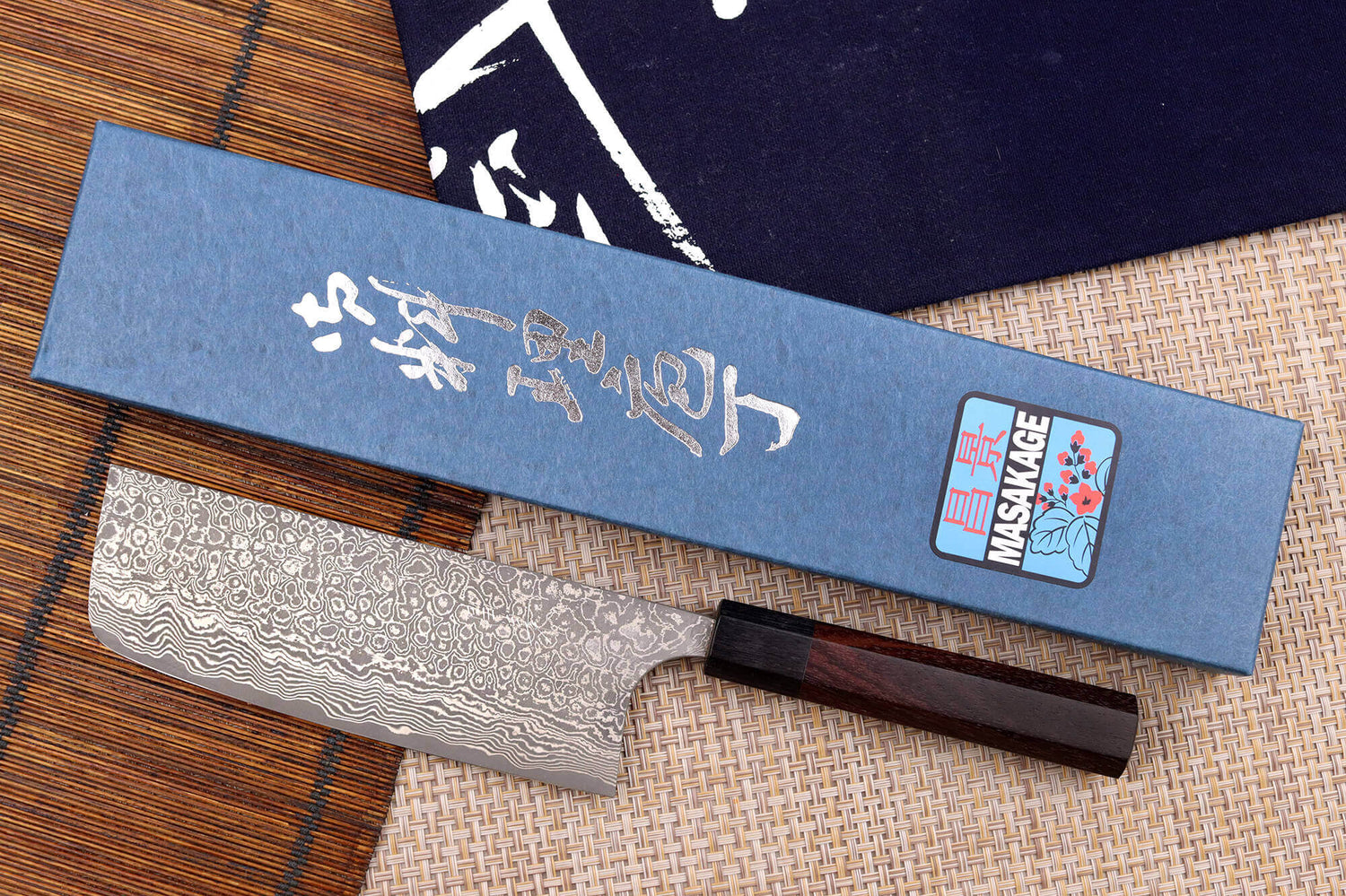 Couteau nakiri japonais artisanal Masakage Kumo 16,5cm damas 63 couches