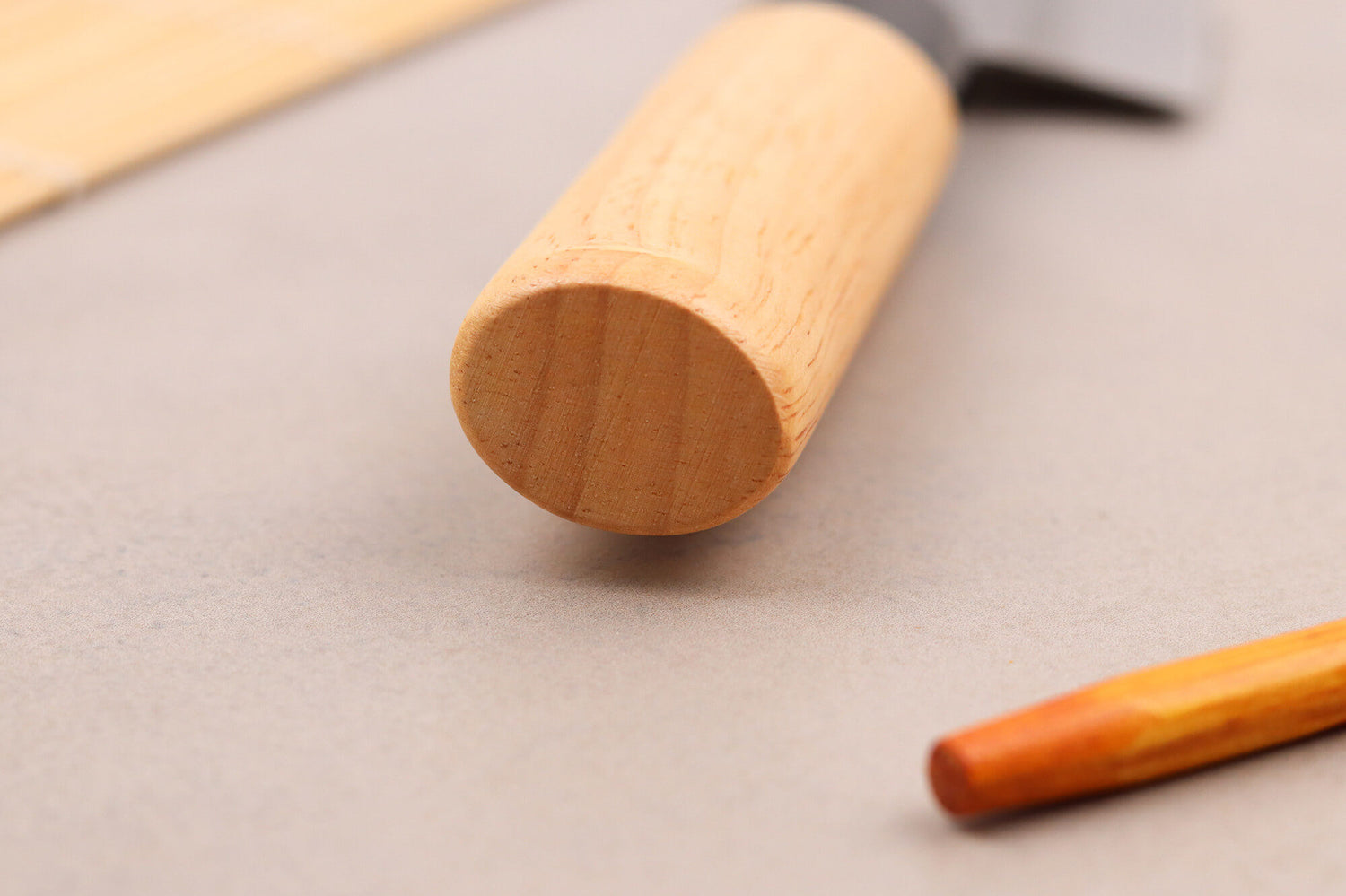 Couteau de chef 21cm japonais Satake Cutlery Tsuchime en magnolia