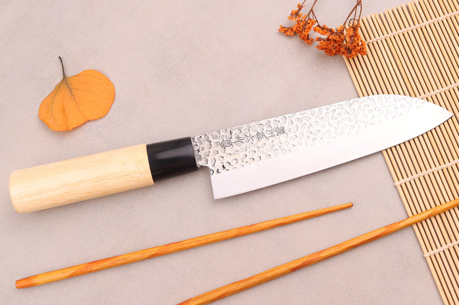 Couteau santoku 17cm japonais Satake Cutlery Tsuchime en magnolia