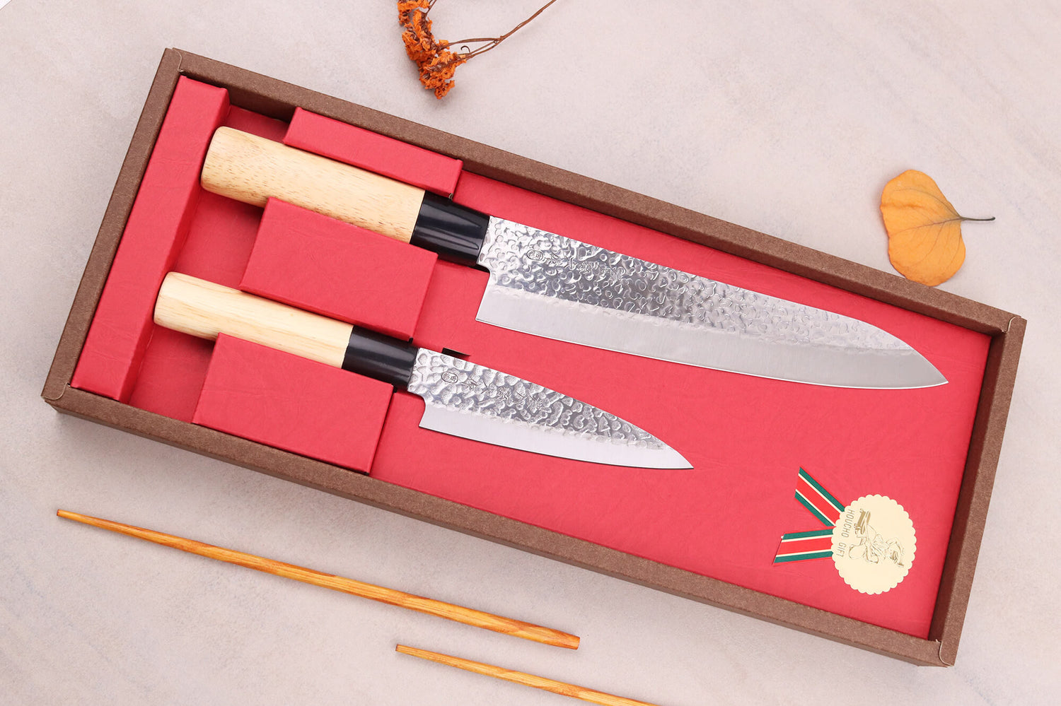 Coffret 2 couteaux japonais Satake Cutlery Tsuchime chef + deba