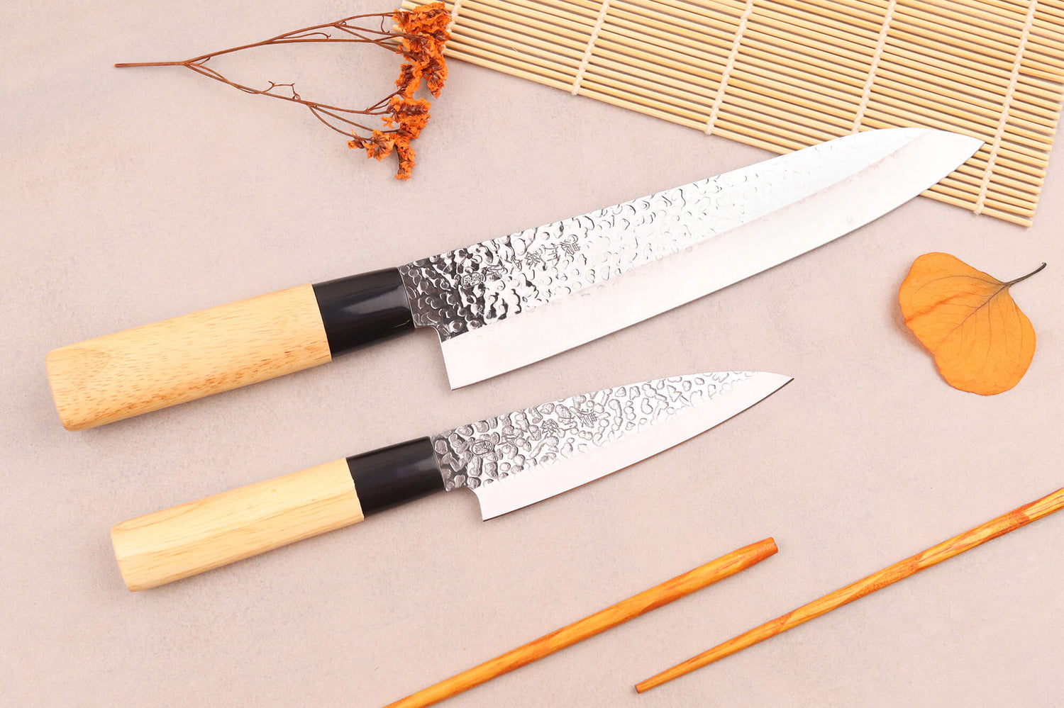 Coffret 2 couteaux japonais Satake Cutlery Tsuchime chef + deba