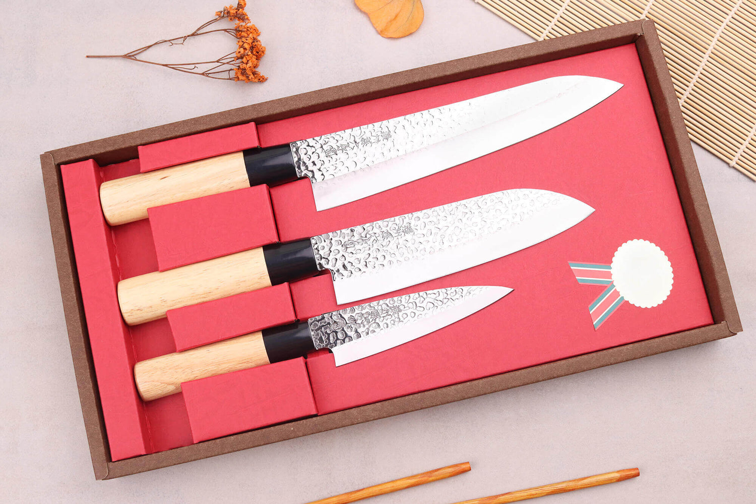 Coffret 3 couteaux japonais Satake Cutlery Tsuchime chef + santoku + deba