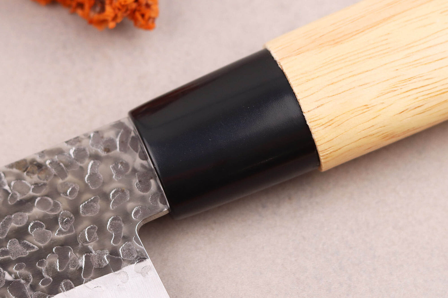 Coffret 3 couteaux japonais Satake Cutlery Tsuchime chef + santoku + deba