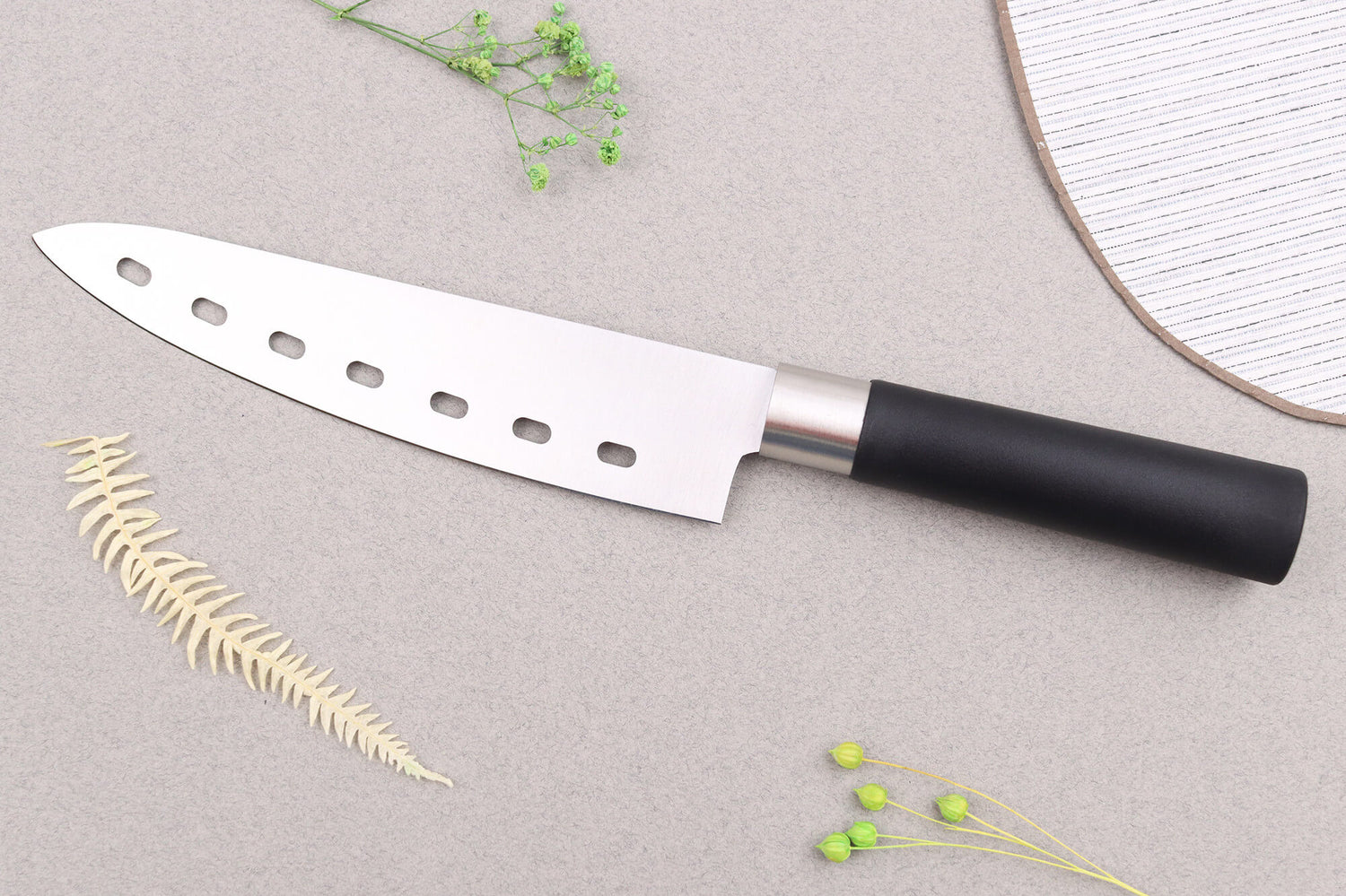 Couteau de chef ajouré 18cm japonais Satake Cutlery Traditional PP
