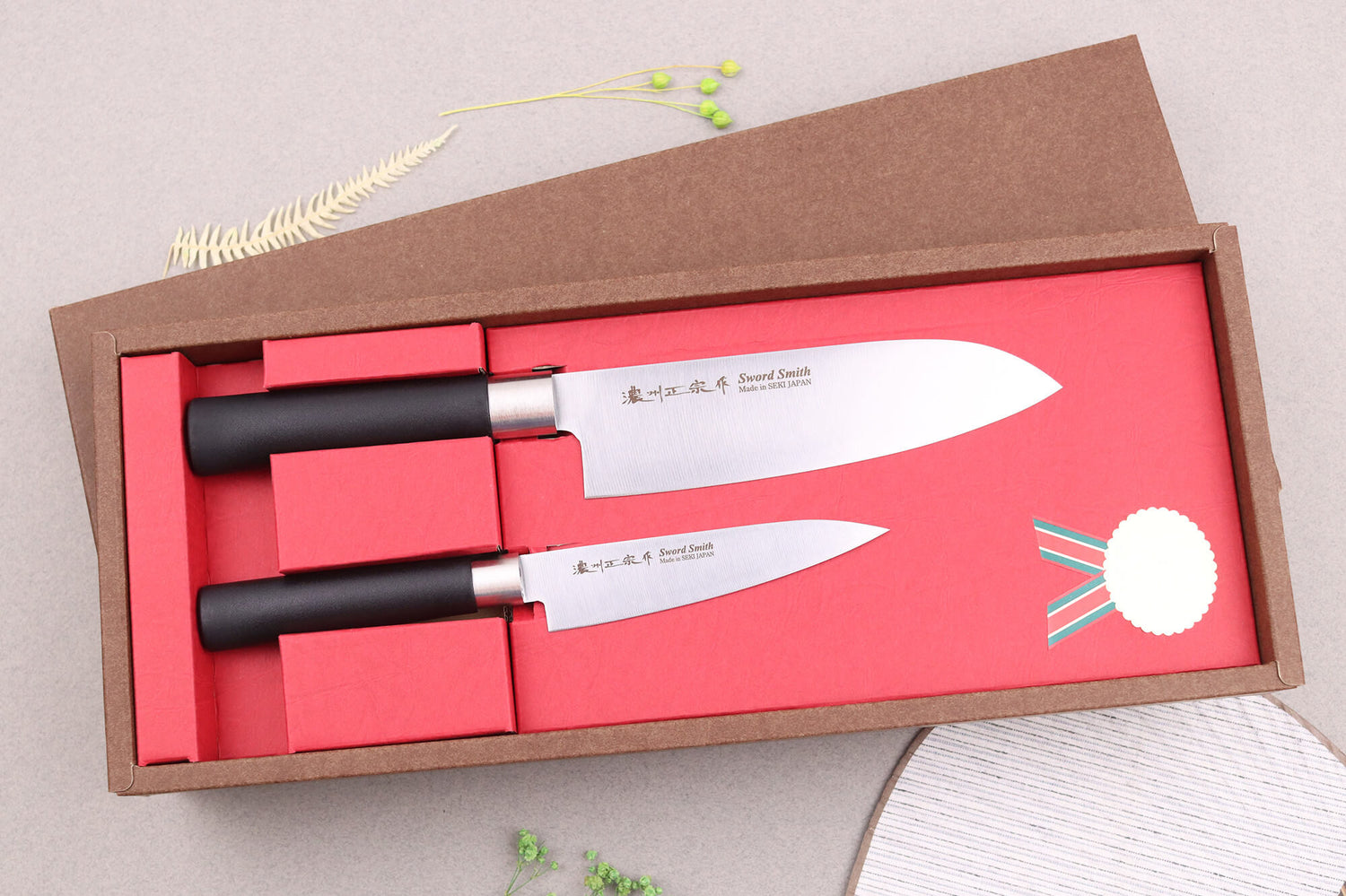 Coffret 2 couteaux japonais Satake Cutlery Traditional PP santoku + office