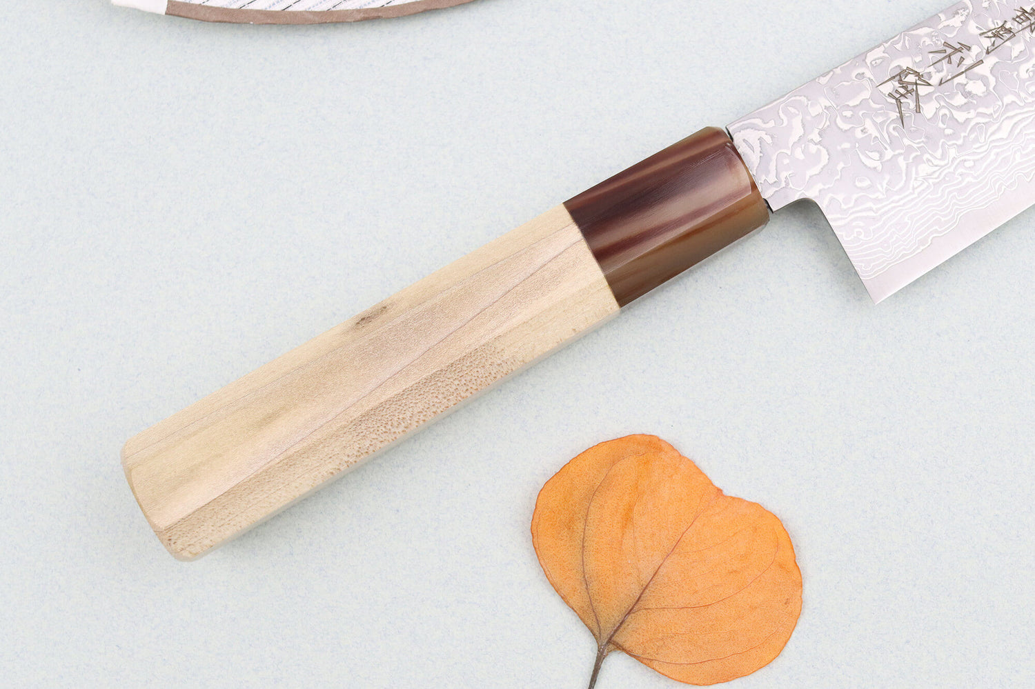 Couteau de chef 21cm japonais artisanal Toshitaka Suminagashi SG2 Damas