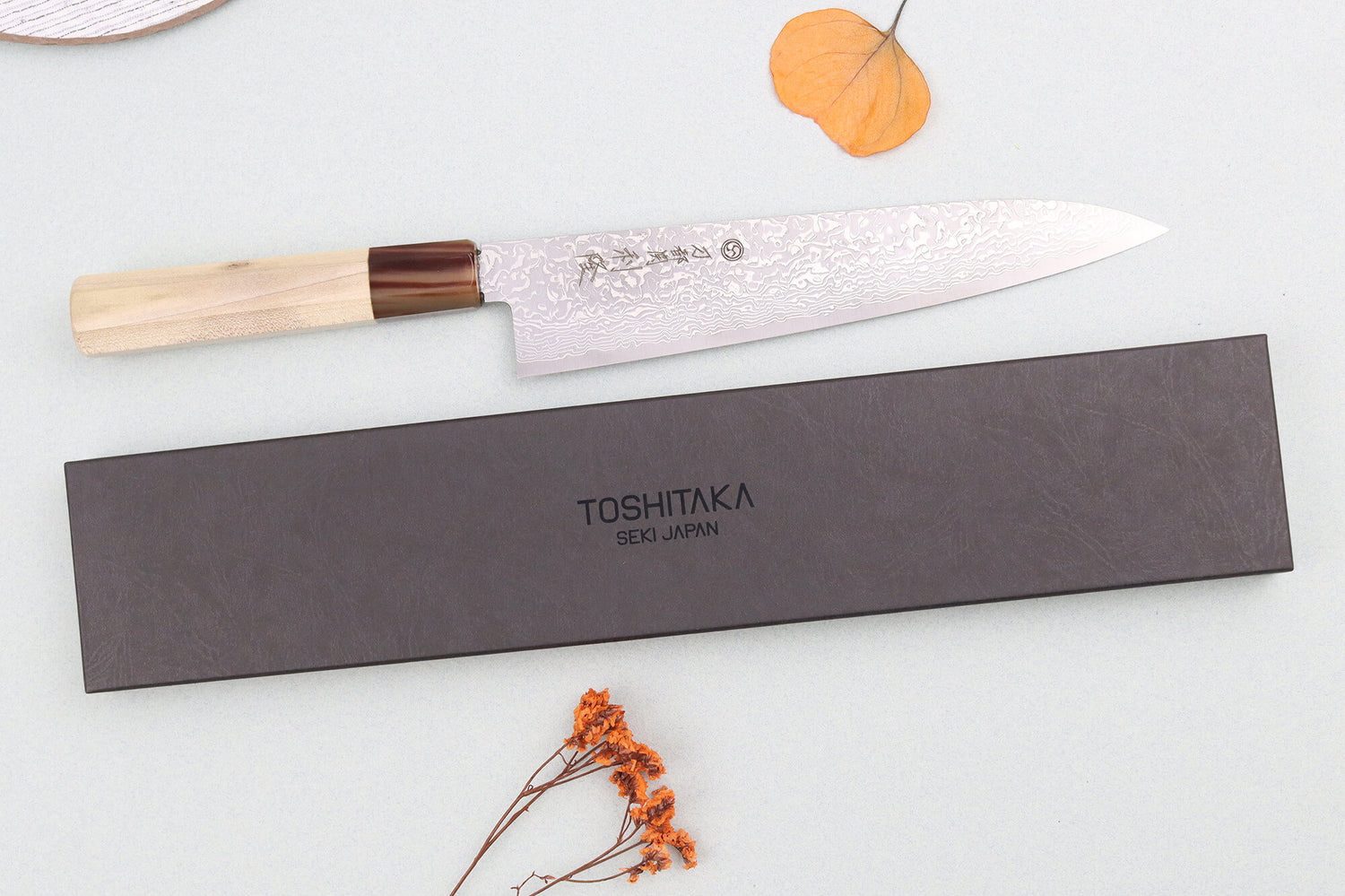 Couteau de chef 21cm japonais artisanal Toshitaka Suminagashi SG2 Damas