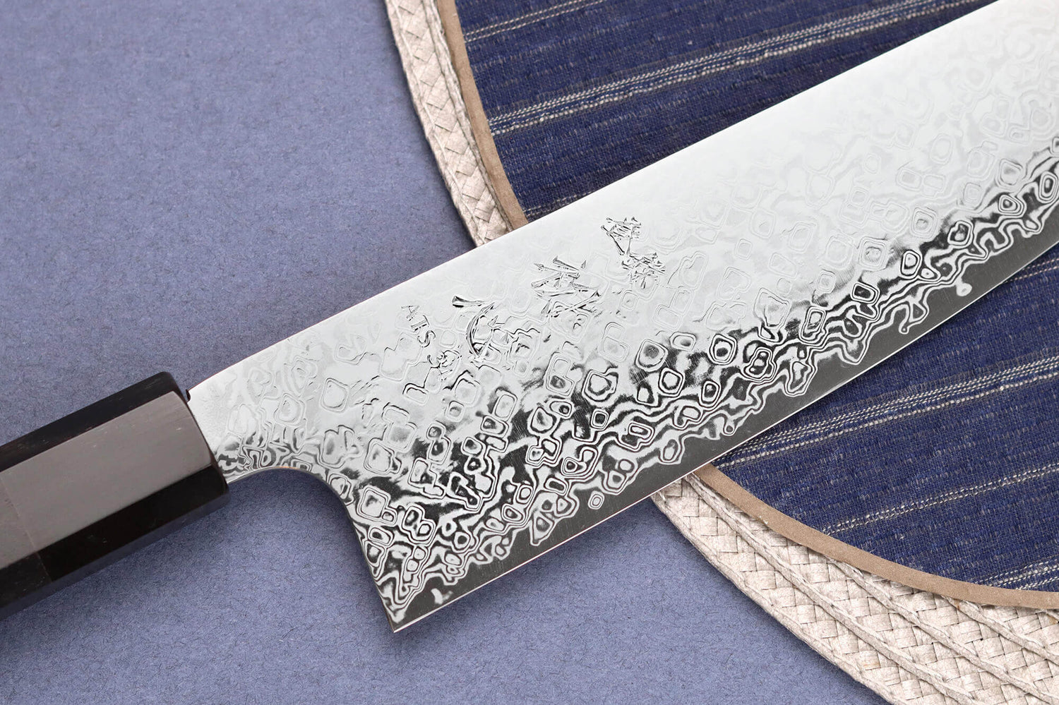 Couteau santoku 18cm japonais artisanal Hatsukokoro Ginga ATS-34 Damas ébène