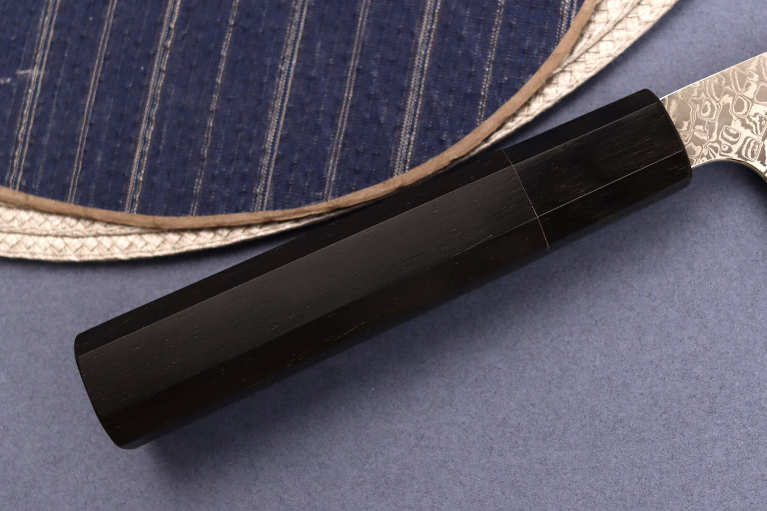 Couteau de chef 21cm japonais artisanal Hatsukokoro Ginga ATS-34 Damas ébène
