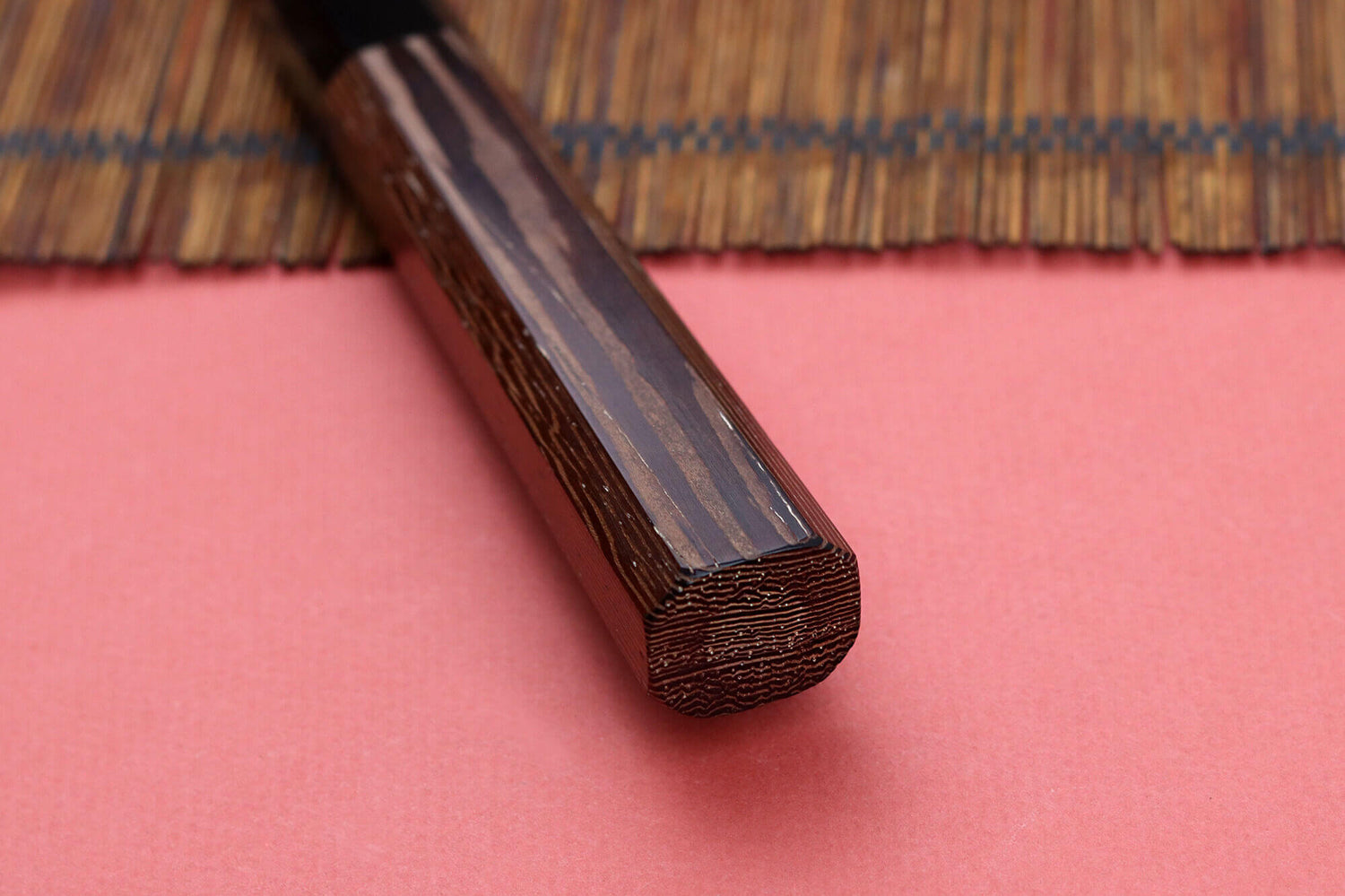 Couteau yanagiba 30cm japonais artisanal Hatsukokoro Shirasagi manche en wengé