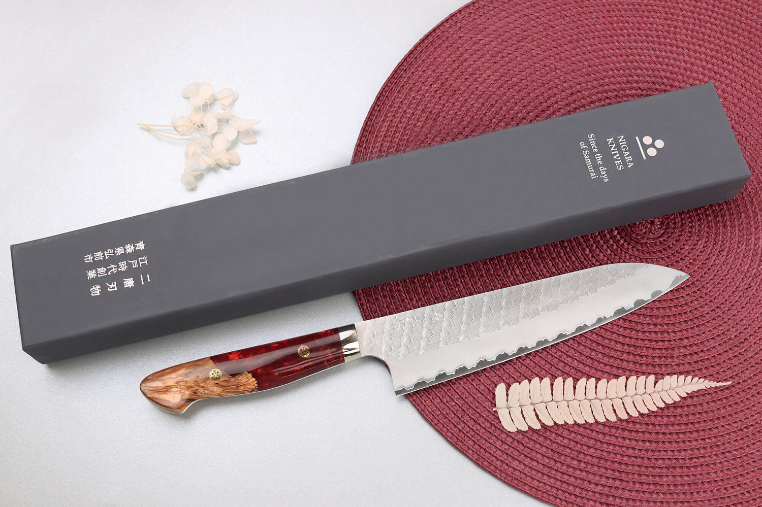 Couteau de chef 21cm japonais artisanal Nigara Hamono Migaki Tsuchime SG2 manche en acrylique