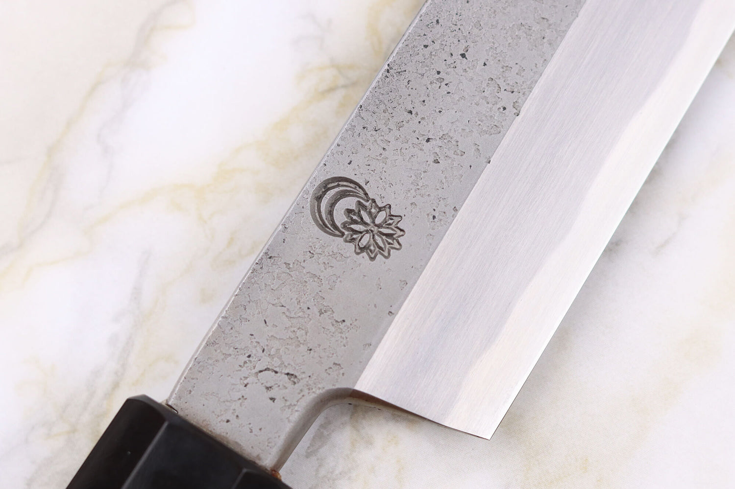 Couteau kiritsuke yanagiba 27cm japonais artisanal Sakai Kikumori Kikuzuki Rin