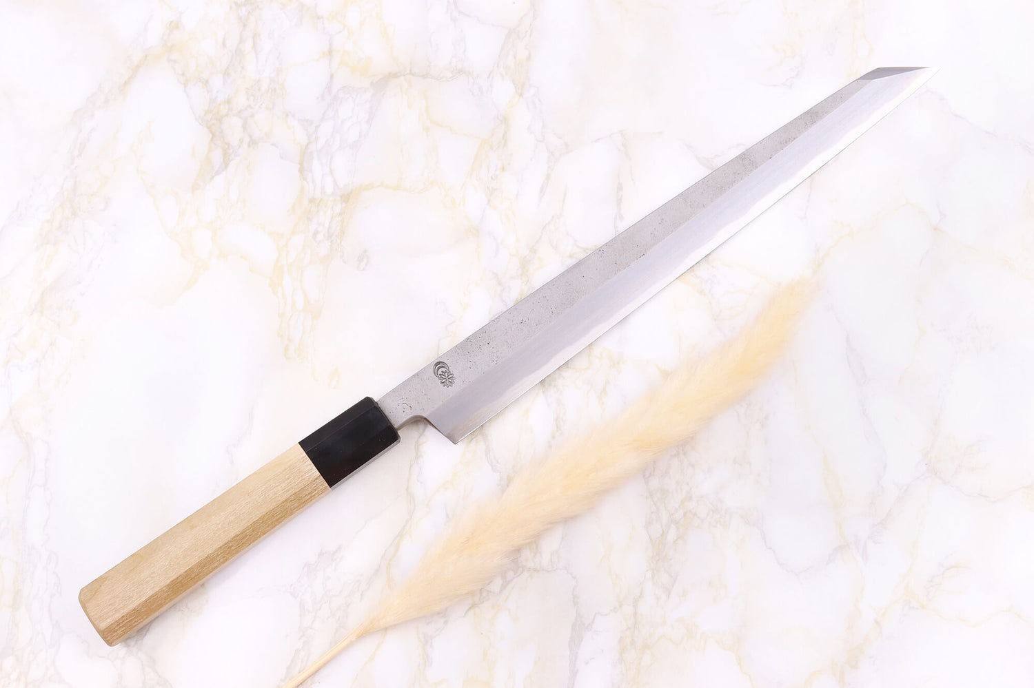 Couteau kiritsuke yanagiba 27cm japonais artisanal Sakai Kikumori Kikuzuki Rin