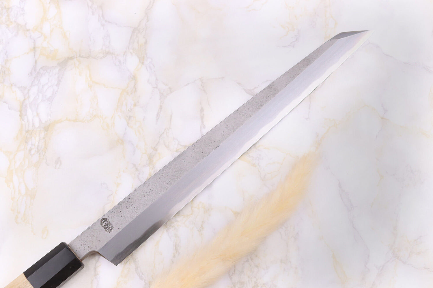 Couteau kiritsuke yanagiba 27cm japonais artisanal Sakai Kikumori Kikuzuki Rin