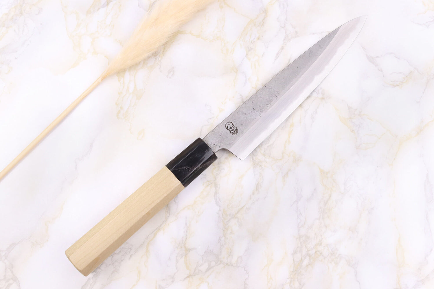 Couteau universel 15cm japonais artisanal Sakai Kikumori Kikuzuki Rin