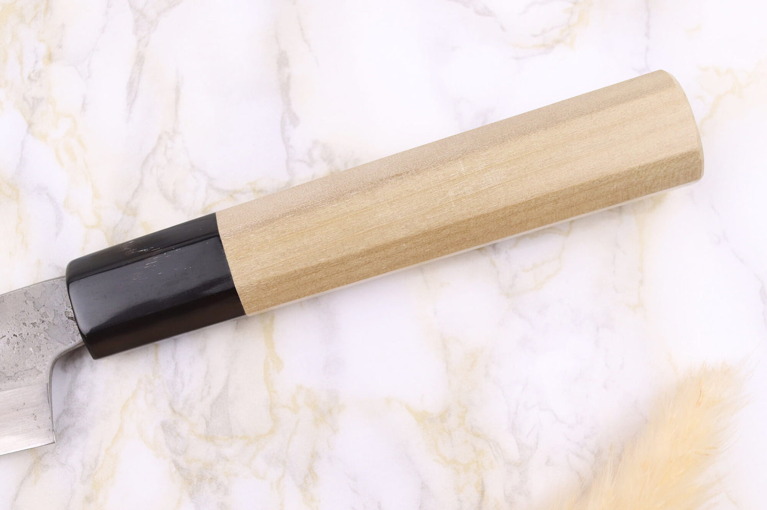 Couteau kiritsuke universel 13,5cm japonais artisanal Sakai Kikumori Kikuzuki Rin