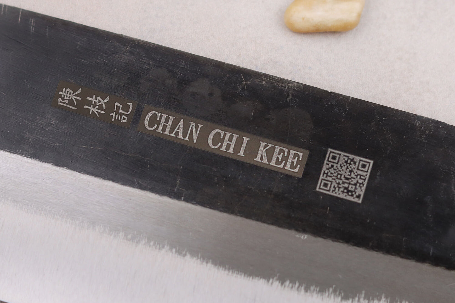 Couteau ko-bunka CCK Kurouchi 15cm en acier au carbone et manche en bois