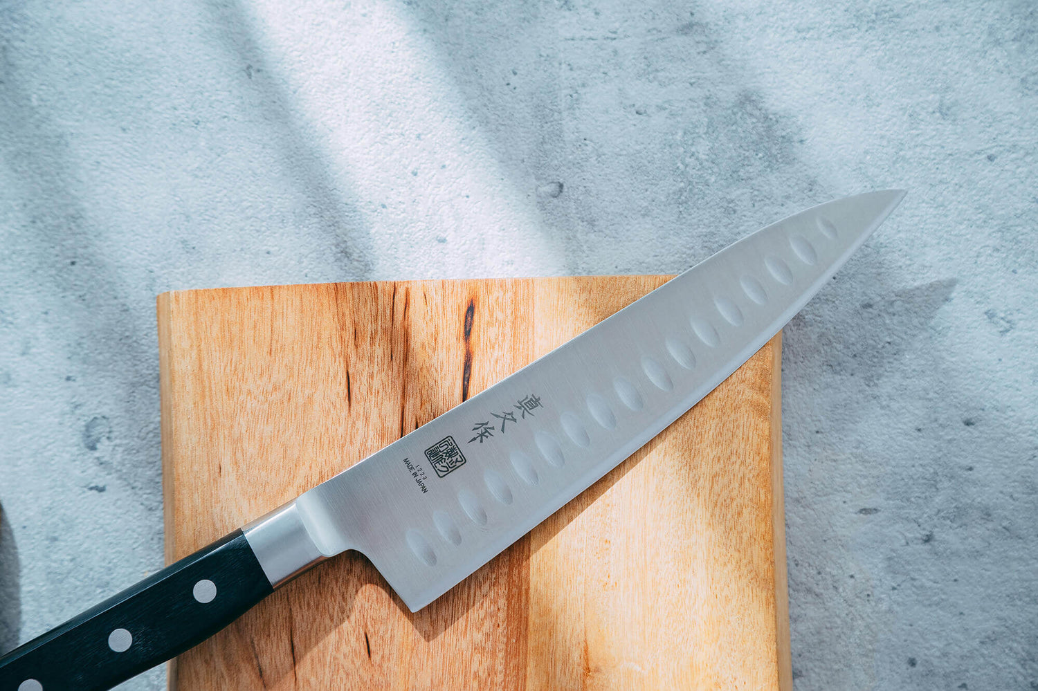 Couteau de chef japonais MAC Professional alvéolé 20cm