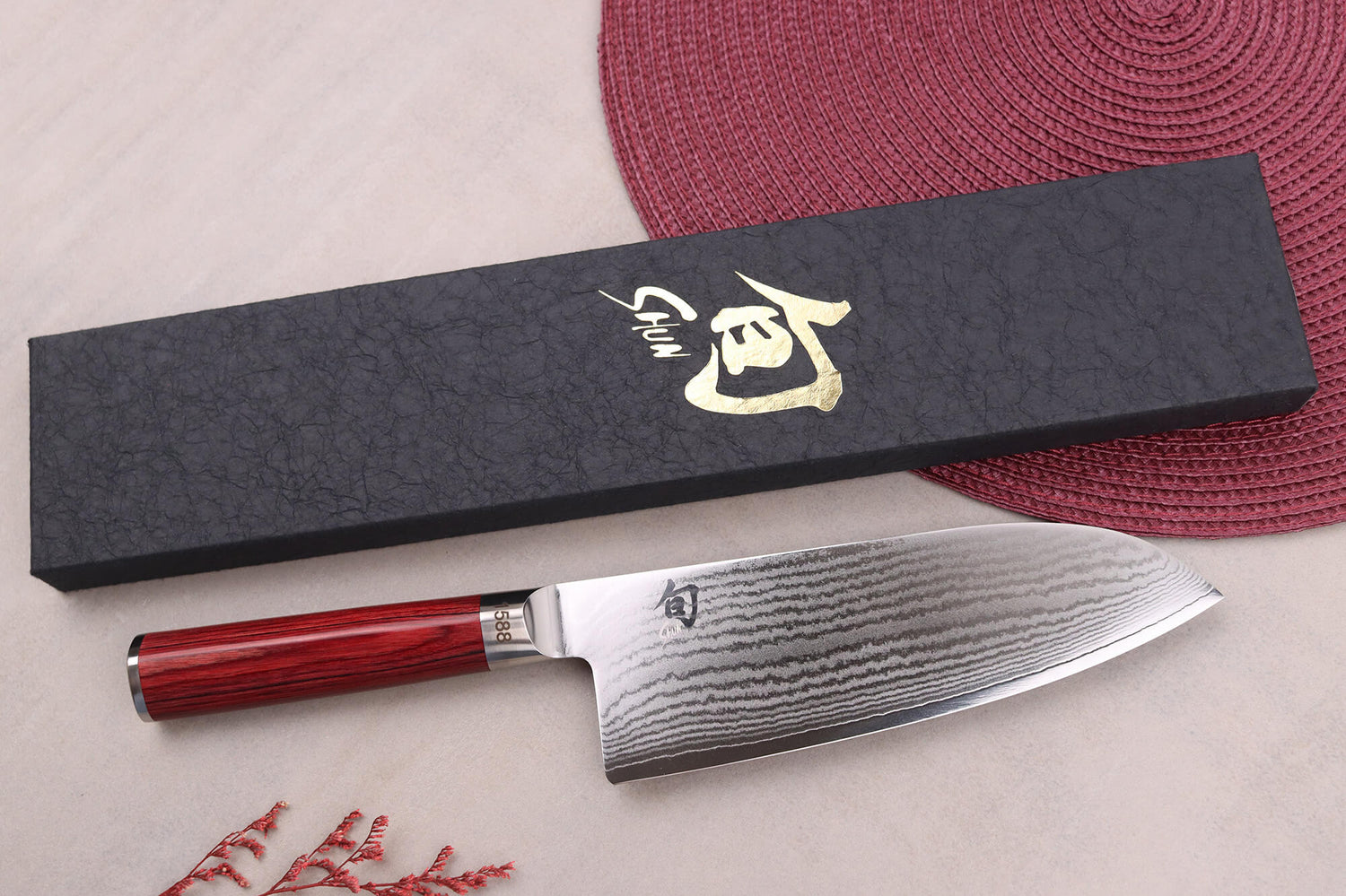 Couteau santoku Kai Shun Classic série limitée Red lame 19cm