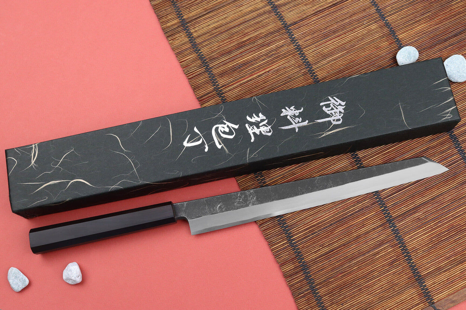 Couteau yanagiba kiritsuke 27cm japonais artisanal Hatsukokoro Shirasagi manche en ébène