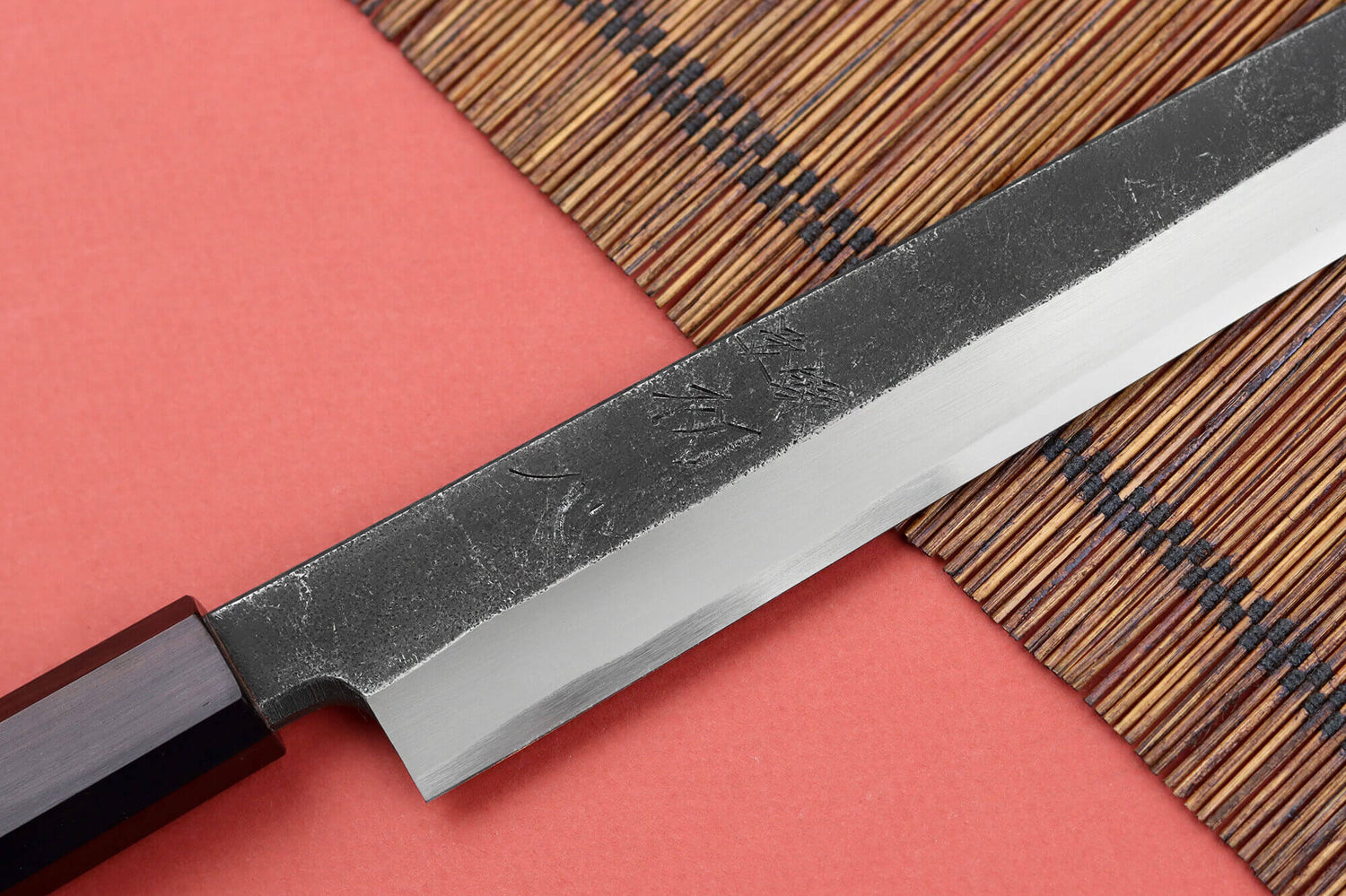 Couteau yanagiba kiritsuke 27cm japonais artisanal Hatsukokoro Shirasagi manche en ébène