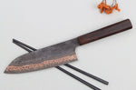 Couteau santoku 18cm japonais artisanal Hatsukokoro Yorokobi Kurouchi Damas