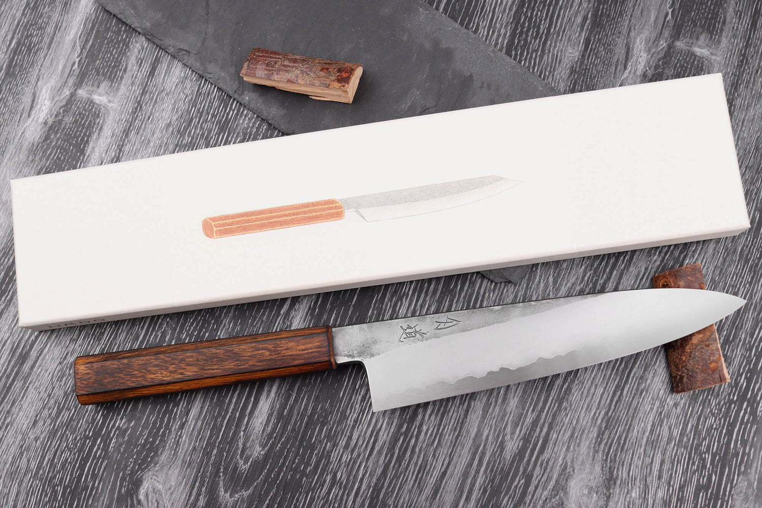 Couteau de chef 21cm japonais artisanal Hado Kirisame Shirogami