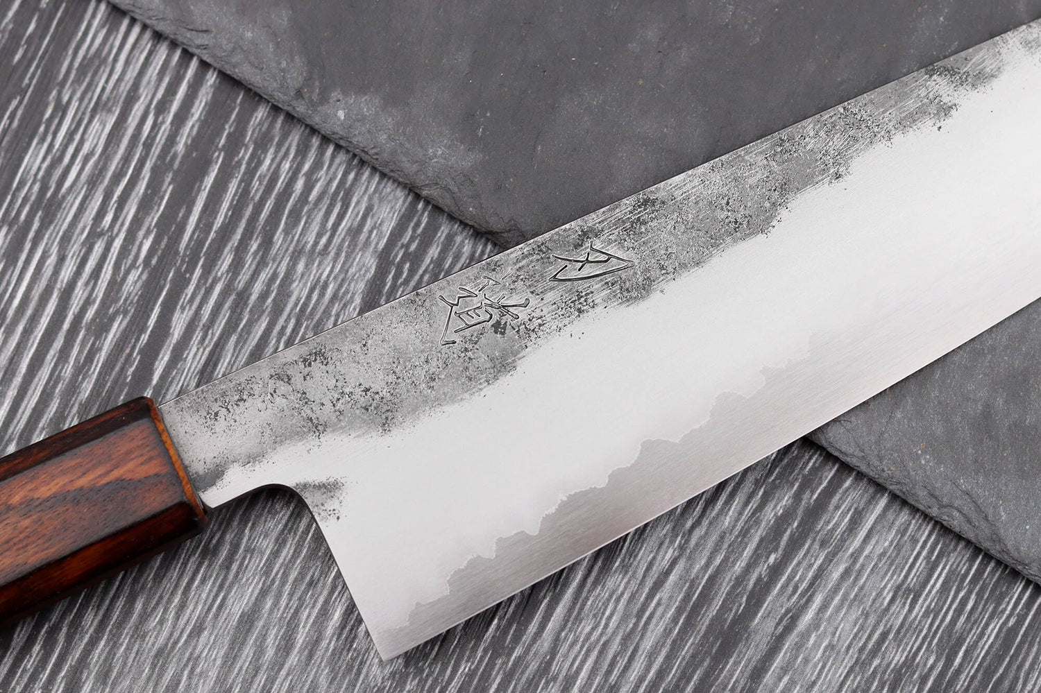 Couteau de chef 24cm japonais artisanal Hado Kirisame Shirogami