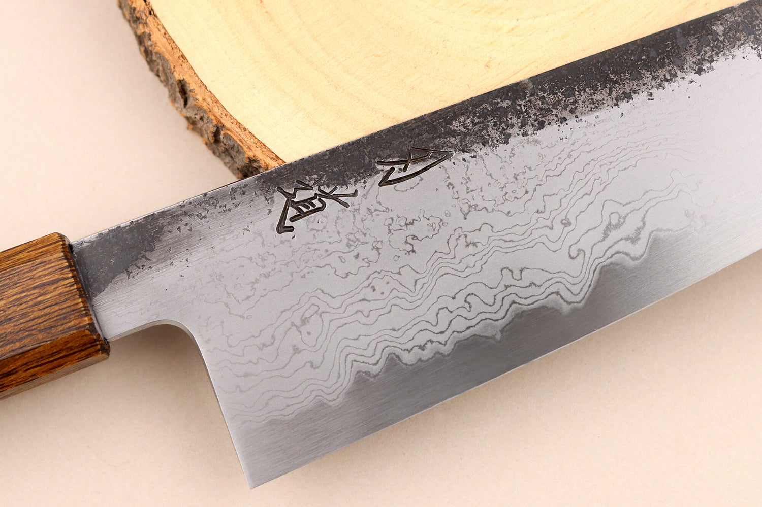 Couteau bunka 18cm japonais artisanal Hado Sumi B1D manche en chêne