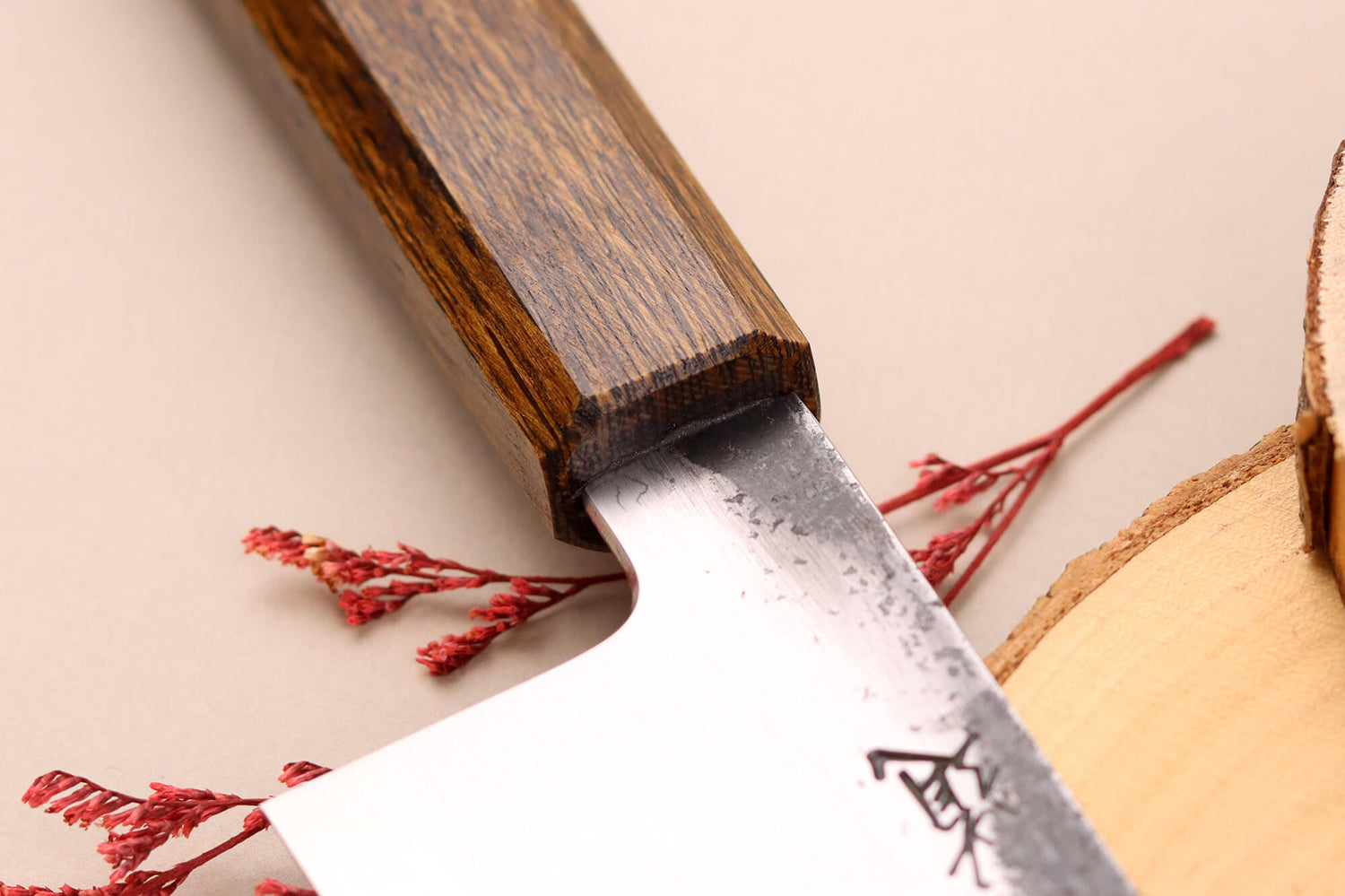 Couteau bunka 18cm japonais artisanal Hado Sumi B1D manche en chêne