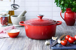 Cocotte ronde en fonte émaillée Le Creuset Signature 24cm Cerise