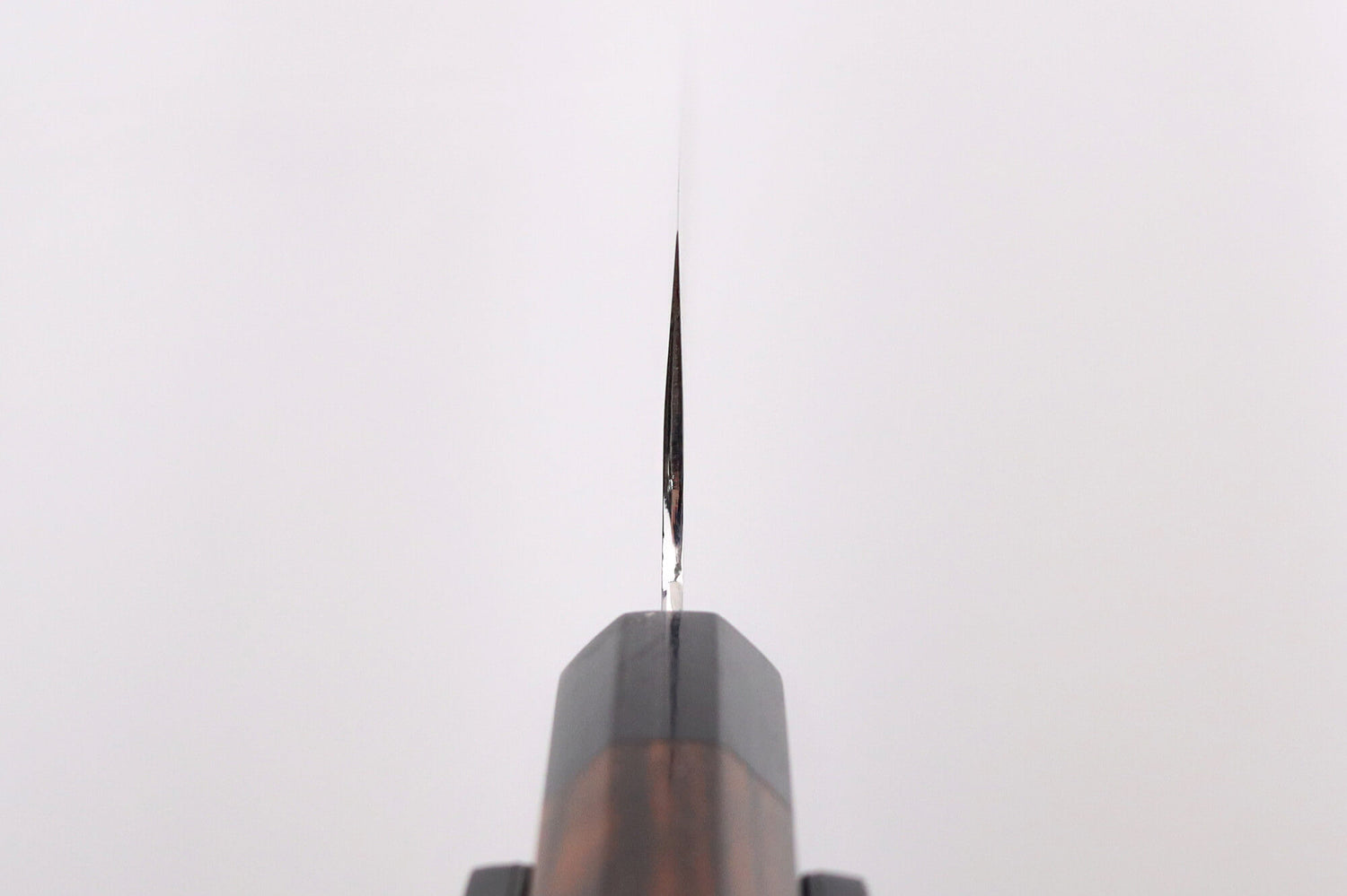 Couteau de chef 21cm japonais artisanal Makoto Kurosaki VG7 Damas