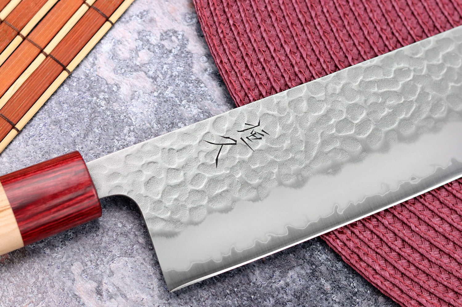 Couteau nakiri japonais artisanal Tsunehisa Aogami Super martelé 16,5cm
