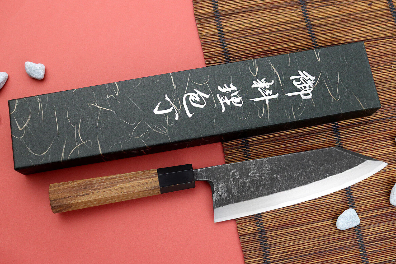 Couteau deba kiritsuke 18cm japonais artisanal Hatsukokoro Shirasagi manche en teck