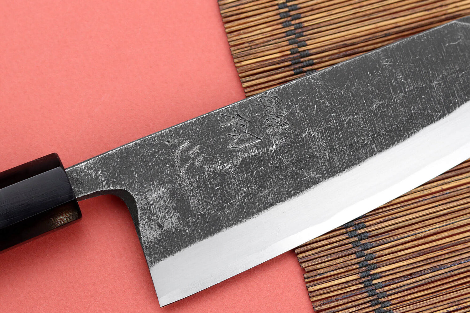 Couteau deba kiritsuke 18cm japonais artisanal Hatsukokoro Shirasagi manche en teck