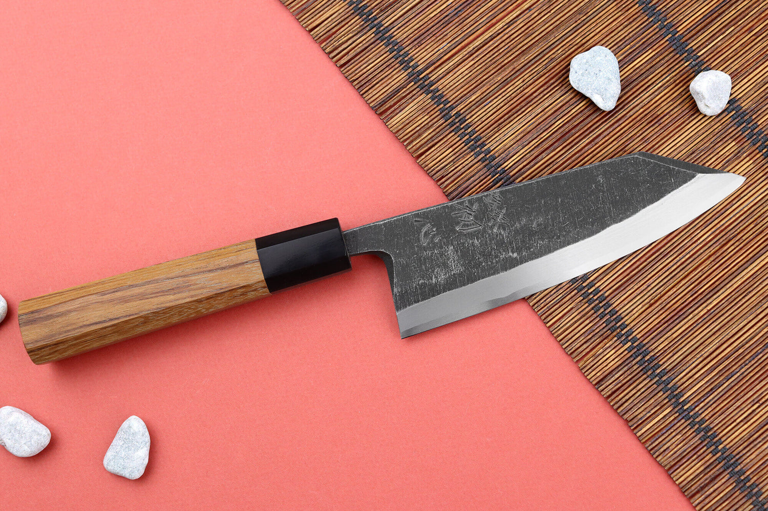 Couteau deba kiritsuke 15cm japonais artisanal Hatsukokoro Shirasagi manche en teck