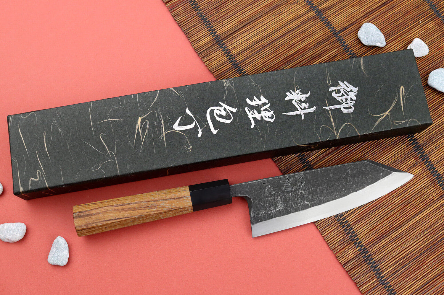 Couteau deba kiritsuke 15cm japonais artisanal Hatsukokoro Shirasagi manche en teck