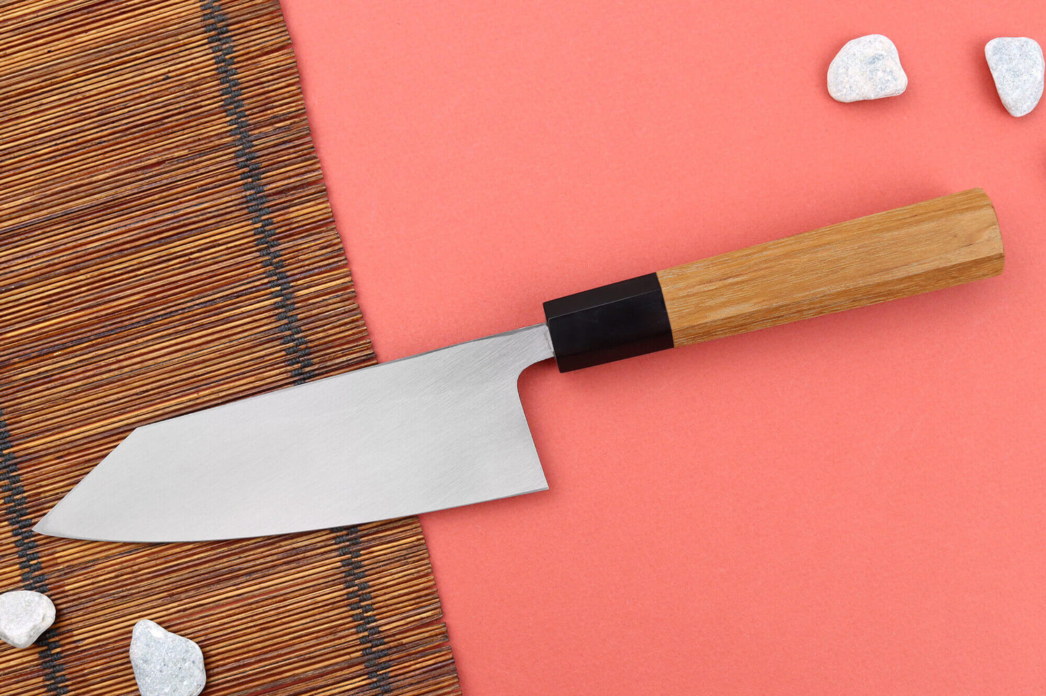 Couteau deba kiritsuke 15cm japonais artisanal Hatsukokoro Shirasagi manche en teck