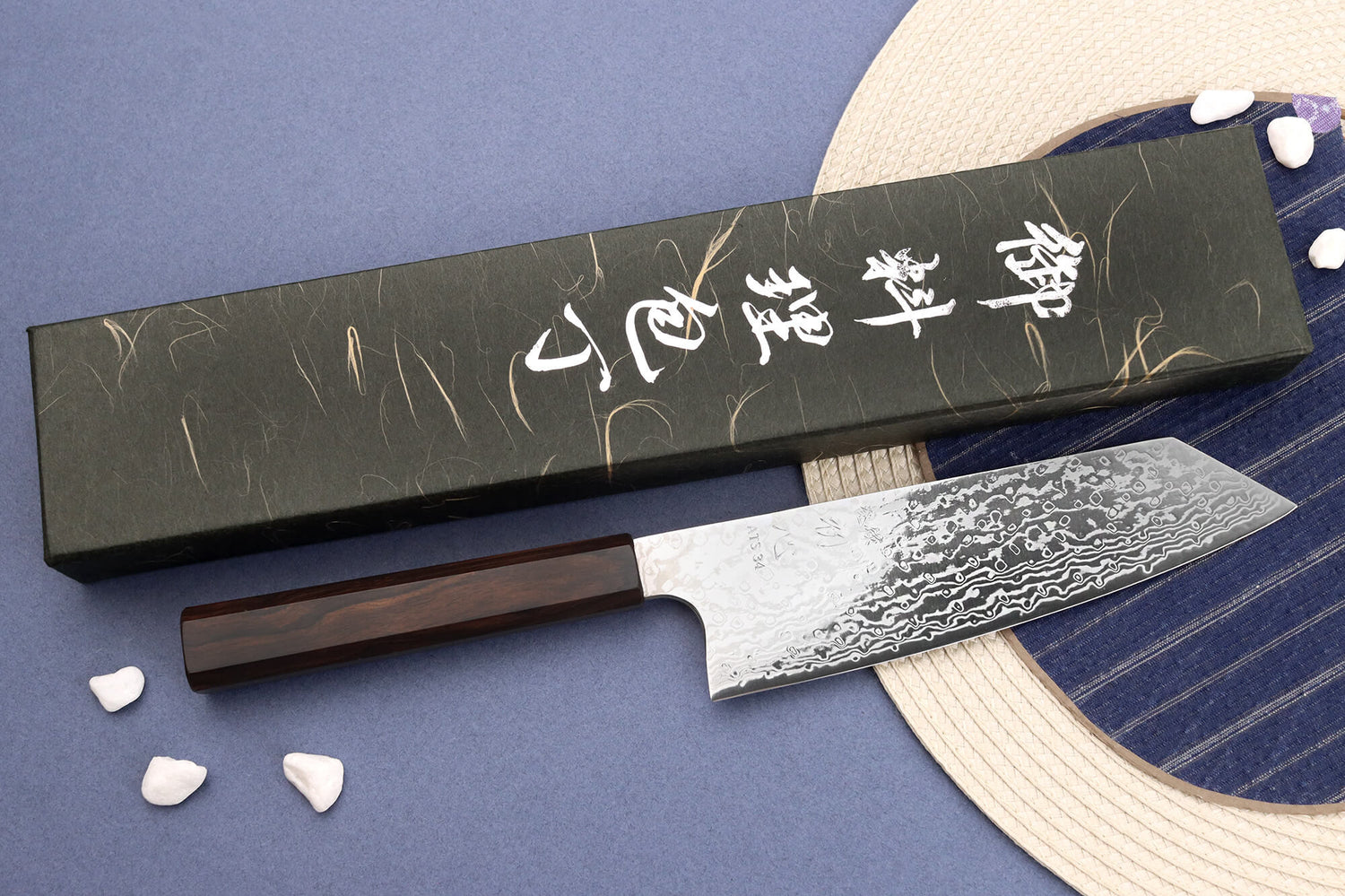 Couteau bunka 16,5cm japonais artisanal Hatsukokoro Ginga ATS-34 Damas ébène