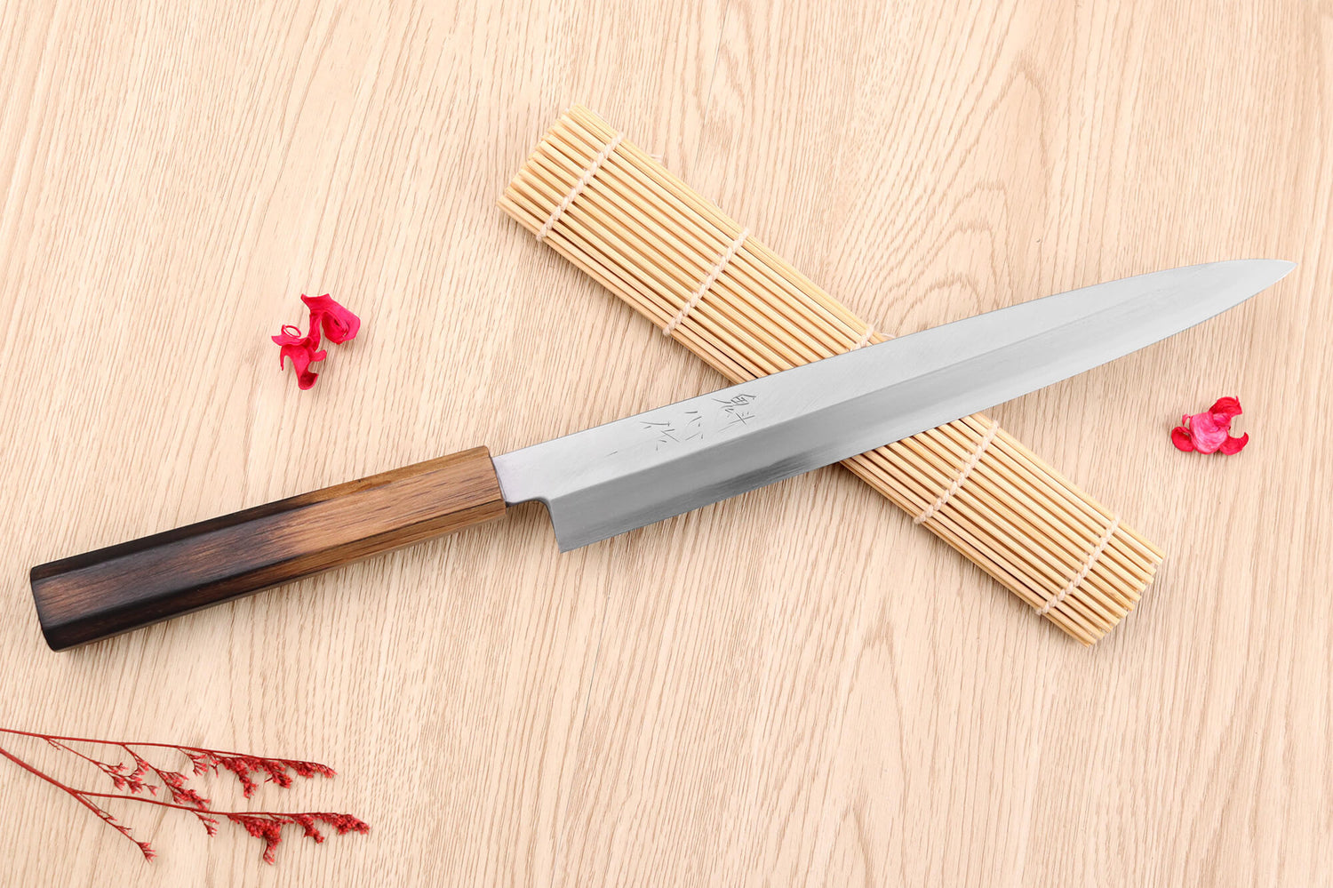 Couteau yanagiba 27cm japonais artisanal Nakamura Kaishin Saku WS2 en chêne